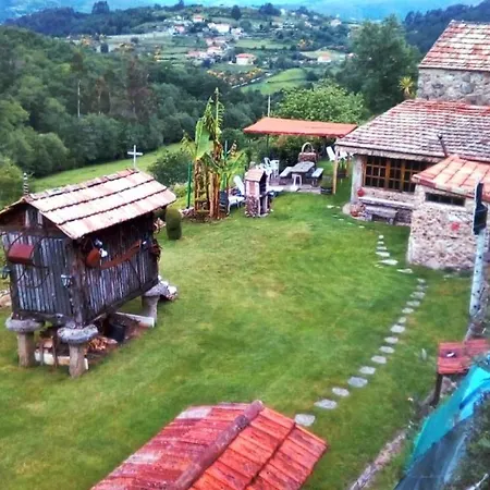 Casa Aradiña