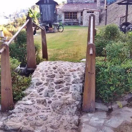 Casa Aradiña Сasa de vacaciones Covelo (Pontevedra)